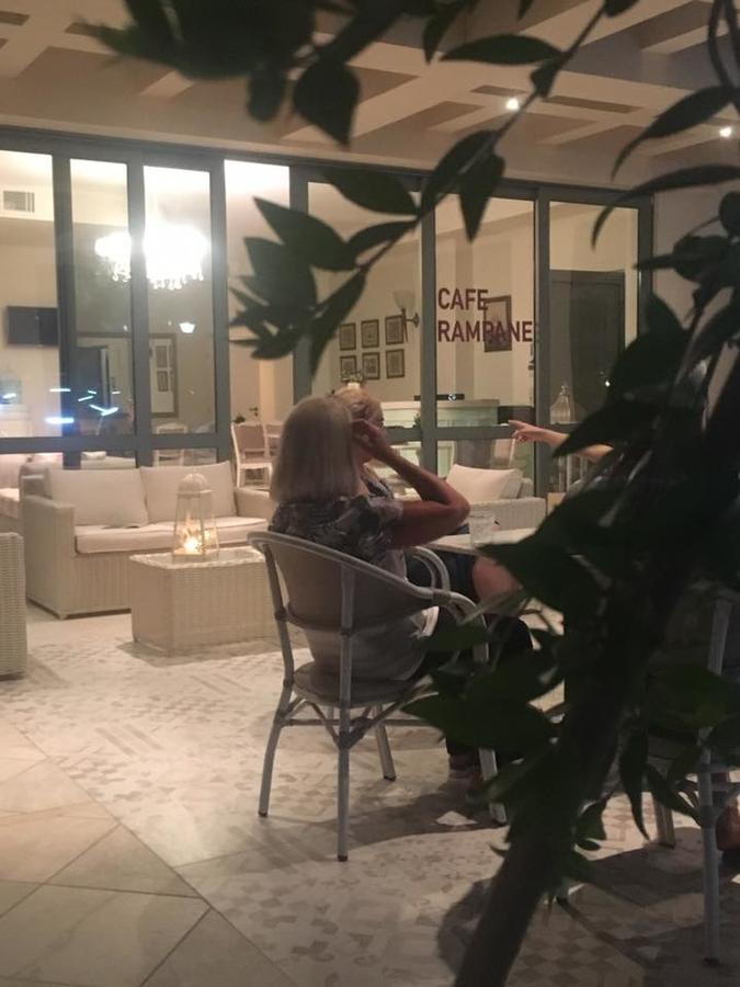 Costa Rampane Hotel Plitra Bagian luar foto
